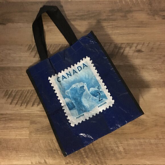 Canada Post 'Polar Bear Postage' Reusable Bag - Picture 5 of 8